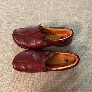 Un Structured Clarks